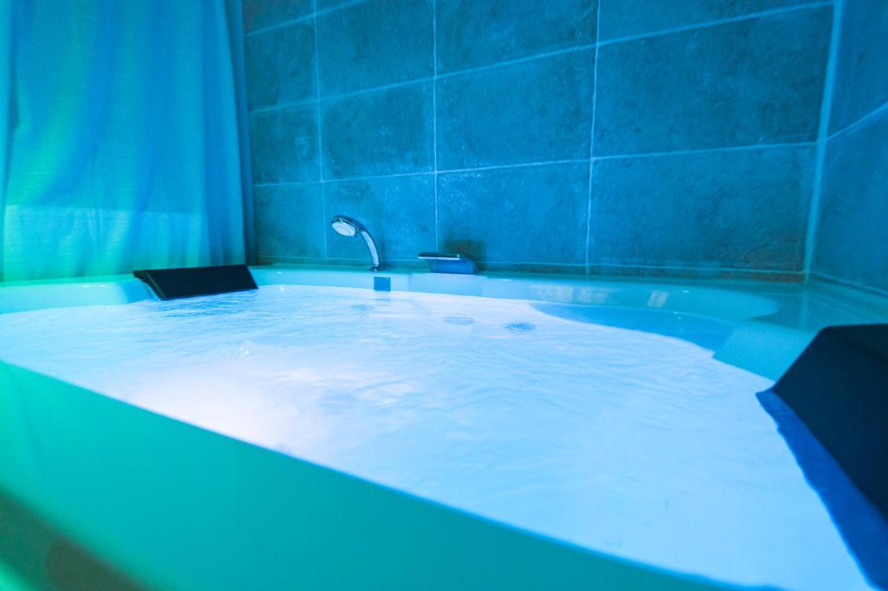 Le Bali Spa : maison avec jardin et Netflix Saint-Pierre-des-Corps Extérieur photo